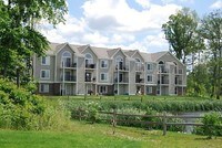 Building Photo - Trillium Pointe Apartment Homes in Jackson, Michigan