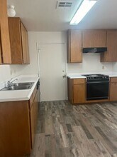 5916 Auburn St in Bakersfield, CA - Building Photo - Building Photo