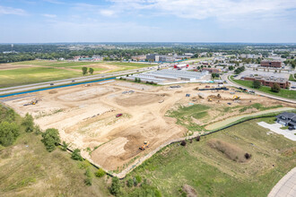 Gold Coast Heights in Papillion, NE - Building Photo - Building Photo