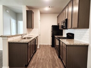 26471 Joy Village Dr in Splendora, TX - Building Photo - Building Photo