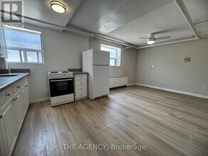 852-852 Broadview Ave in Toronto, ON - Building Photo - Building Photo