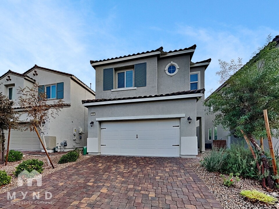 6646 Evander St in North Las Vegas, NV - Foto de edificio