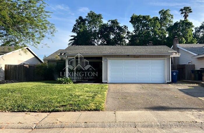 6516 Briartree Way in Citrus Heights, CA - Building Photo