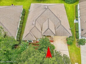 6466 Ginnie Springs Rd in Jacksonville, FL - Foto de edificio - Building Photo