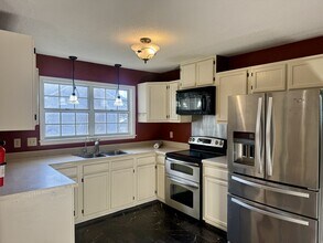 107 Plantation Blvd in Jacksonville, NC - Building Photo - Building Photo