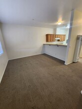 200 S 13th St in Grover Beach, CA - Foto de edificio - Building Photo