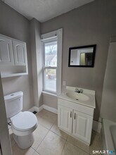 77 Nixon Ave in Naugatuck, CT - Building Photo - Building Photo