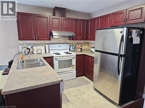 619 Wild Ginger Ave in Waterloo, ON - Building Photo - Building Photo