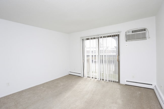 Peppertree Apartments in Kalamazoo, MI - Foto de edificio - Interior Photo