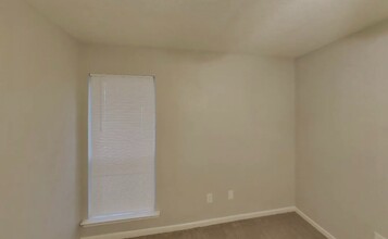 612 Via Miramonte in Mesquite, TX - Building Photo - Building Photo