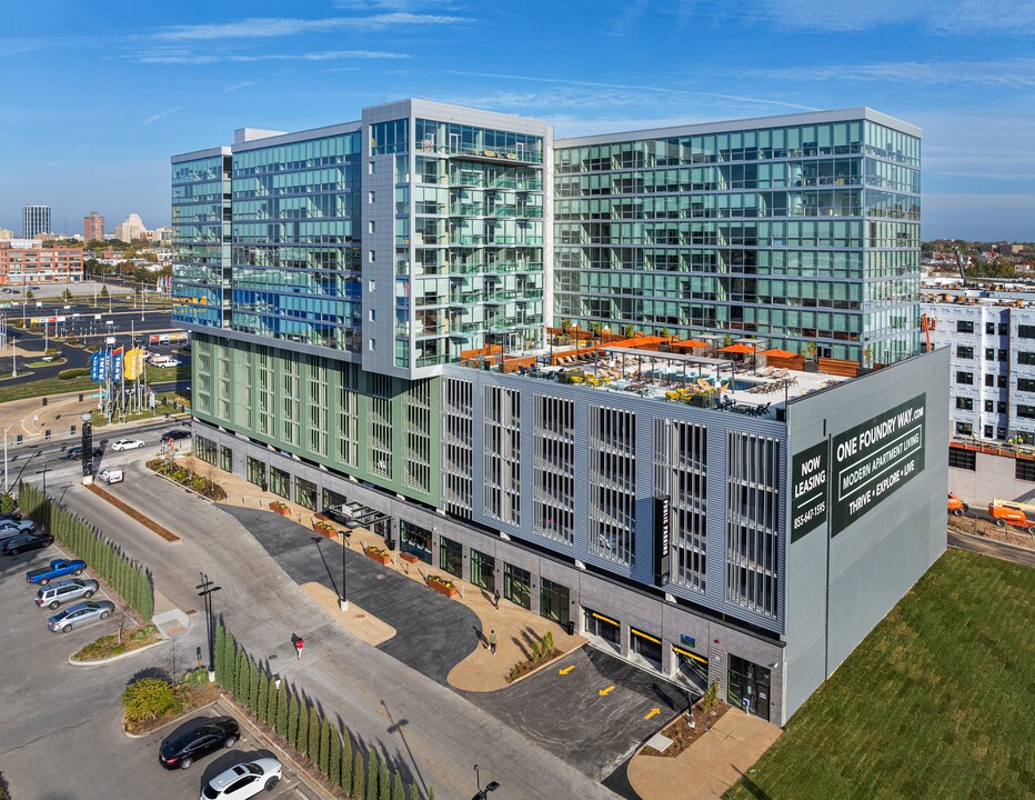 One Foundry Way in St. Louis, MO - Foto de edificio