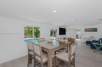 2784 NE 30th St in Lighthouse Point, FL - Foto de edificio - Building Photo