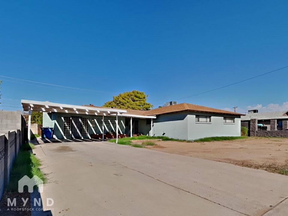 4520 N 53rd Ave in Phoenix, AZ - Building Photo