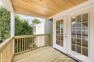 10 Marion St-Unit -# 1 in Medford, MA - Building Photo - Building Photo