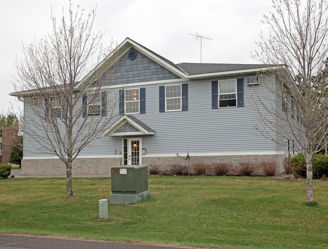 Park Ridge Apartments in Becker, MN - Building Photo - Building Photo