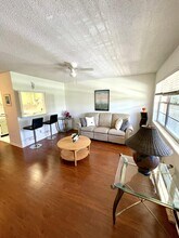 201 Canterbury I in West Palm Beach, FL - Building Photo - Building Photo