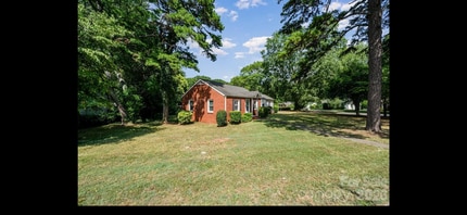 Room in House on Dublin Rd in Charlotte, NC - Building Photo - Building Photo