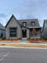 1725 Coburn St in Helena, AL - Building Photo