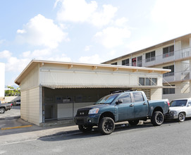 Keehi Terrace in Honolulu, HI - Building Photo - Building Photo