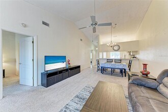 4366 Madeira Ct in Sarasota, FL - Building Photo - Building Photo