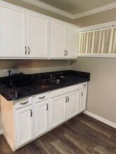 24957 Lawton Ave in Loma Linda, CA - Building Photo - Building Photo