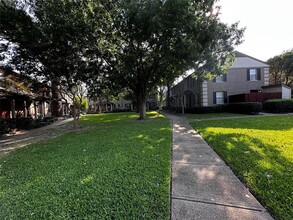 6451 Oriole Dr in Dallas, TX - Building Photo - Building Photo