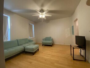 325 79th St, Unit 45 in North Bergen, NJ - Foto de edificio - Building Photo