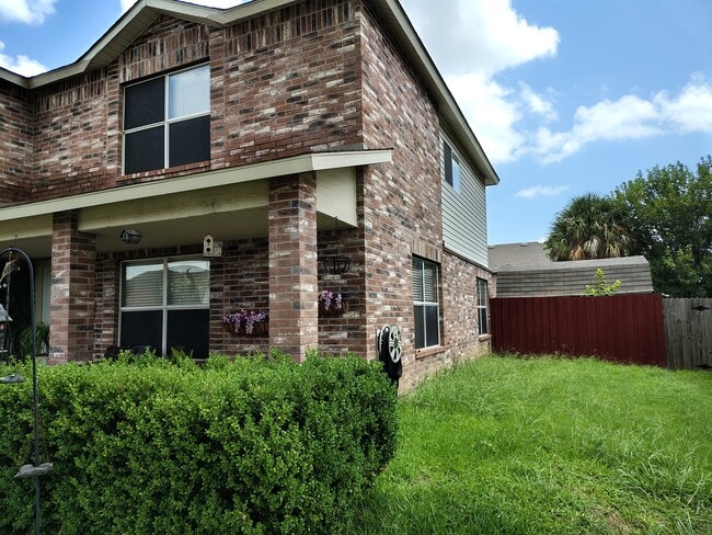 3144 Pine Valley Dr