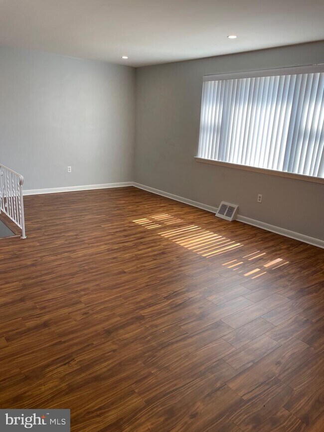 4403 Pearson Ave photo'