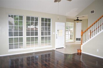30007 Oakland Hills Dr in Georgetown, TX - Building Photo - Building Photo