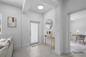 4301 NW 4th St in Miami, FL - Building Photo - Building Photo