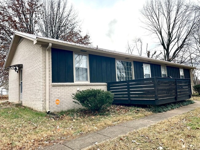 28 Leonard Dr in Clarksville, TN - Building Photo - Building Photo