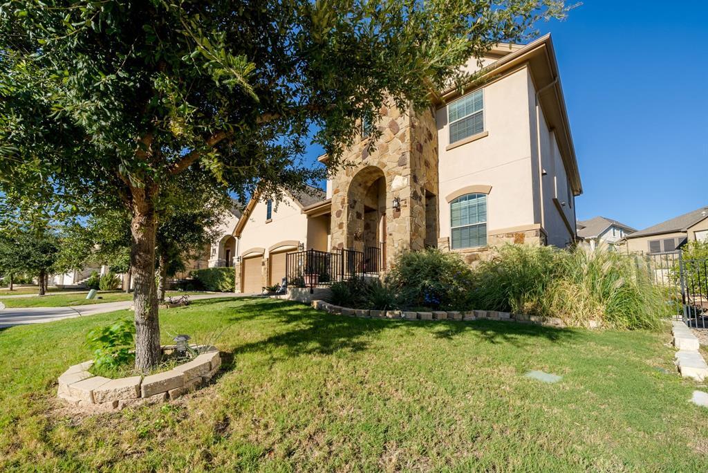 4101 Vinalopo Dr in Austin, TX - Building Photo