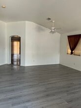 5505 Ravana Ave in Las Vegas, NV - Foto de edificio - Building Photo