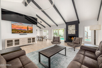 7345 E Keim Dr in Scottsdale, AZ - Building Photo - Building Photo