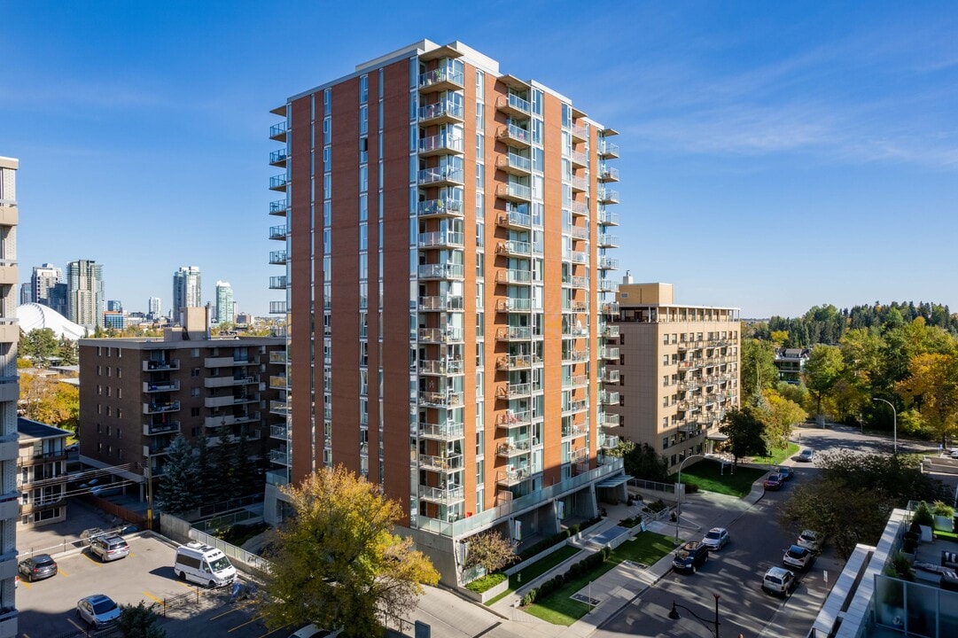 Rouleau in Calgary, AB - Building Photo
