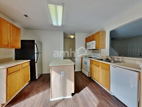 109 Peterborough Dr in Mooresville, NC - Foto de edificio - Building Photo