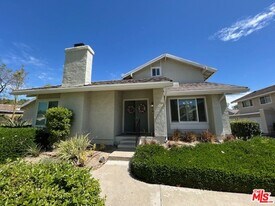 21111 Vía Corrillo in Yorba Linda, CA - Building Photo