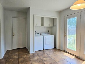 161 Beech Dr in Kyle, TX - Building Photo - Building Photo