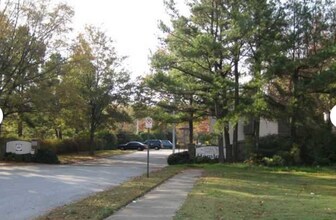 2825 Sonora Dr in Memphis, TN - Building Photo - Building Photo