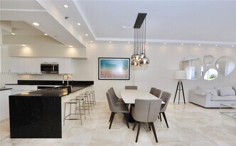 3900 Island Blvd in Aventura, FL - Building Photo