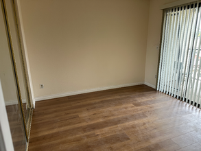 2420 W Grand Ave-Unit -1 in Alhambra, CA - Building Photo - Building Photo