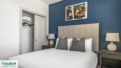 19240 Stokes Rd, Unit 19-218 in Waller, TX - Foto de edificio - Building Photo