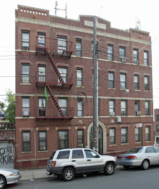 1502 Ovington Ct in Brooklyn, NY - Building Photo