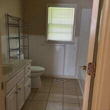 102 Dawn Dr in Hopkinsville, KY - Building Photo - Building Photo