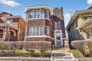 8018 S Sangamon St in Chicago, IL - Building Photo