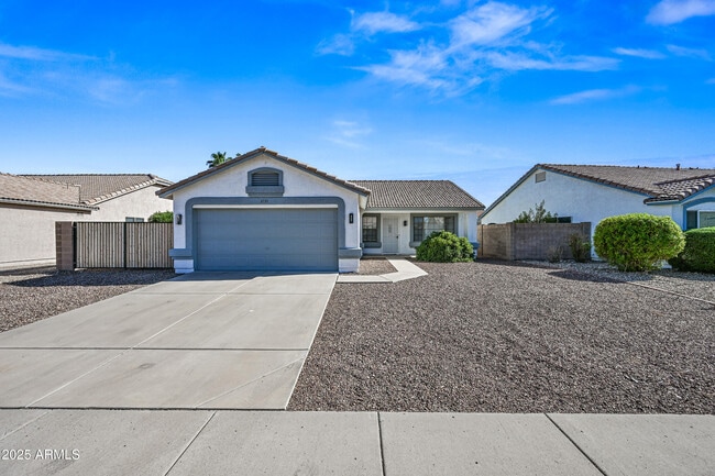 3735 W Charlotte Dr in Glendale, AZ - Building Photo - Building Photo