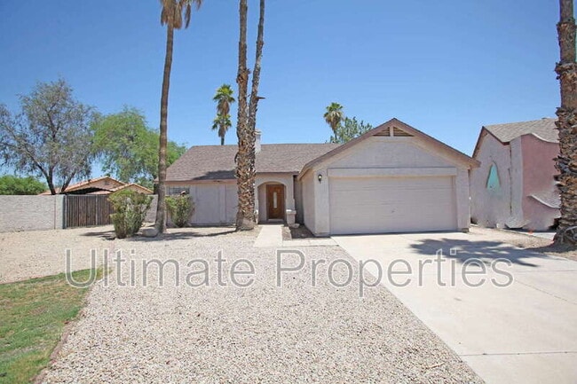 6853 N 78th Ave in Glendale, AZ - Building Photo - Building Photo