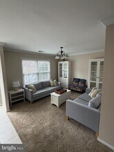 6036 Old Landing Way in Burke Centre, VA - Building Photo - Building Photo