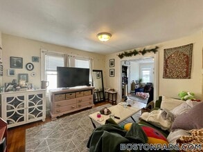 62 Brock St in Boston, MA - Foto de edificio - Building Photo